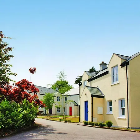 Terraced Houses Bunratty Eir021015 Iyc בית נופש